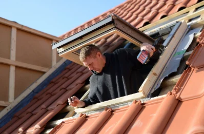 Pose de fenêtres de toit Velux à Carlus